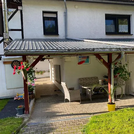 Kleines Studio Mit Gartenzugang Milbitz Exterior photo